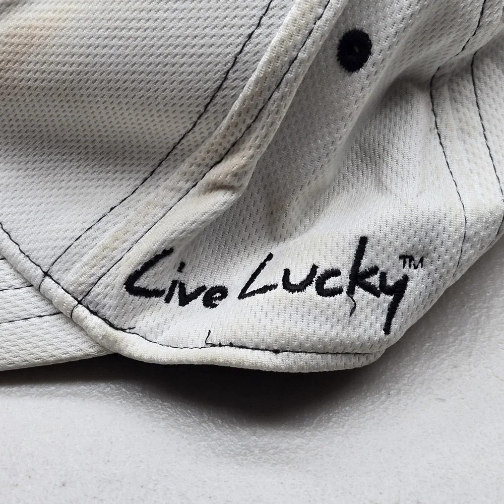 Black Clover Men Baseball Cap S/M White Curved Embroidered Live Lucky Flex READ